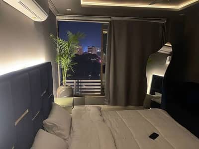 TWO BED BEAUTIFUL APARTMENT FOR RENT AT PRIME LOCATION OF BAHRIA TOWN