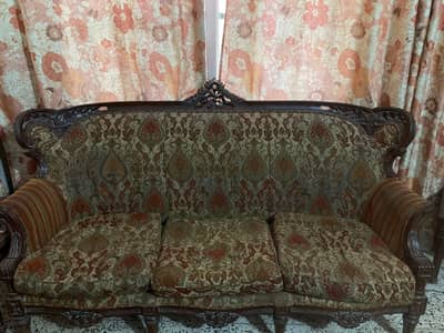 Chinioti Sofa Set made on Sheesham Wood