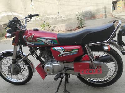 Honda CG 125_Excellent bike|Year 2023 |One HAND Use Urgant Sale