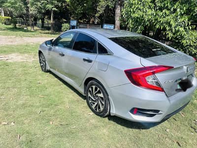 Honda civic 2016 31-12-2016 registration 2017