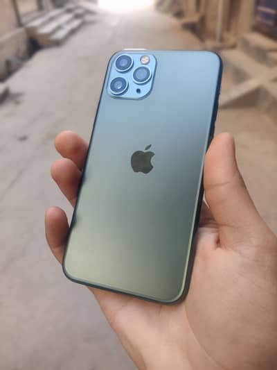 iPhone 11 Pro non pta 93% health 10/10 all ok exchange possible