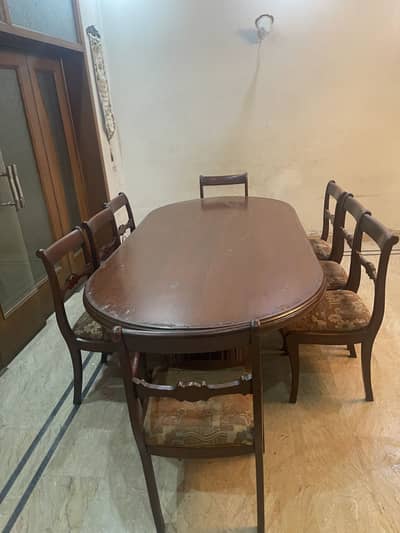 Excellent Condition 8 chairs Dining Table In Pure Sheesham Wood