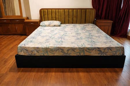 wooden bed set complete