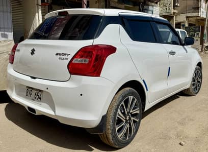 Suzuki swift 2023 glx