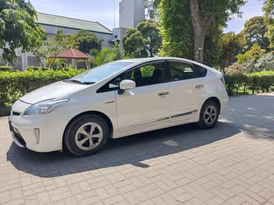 Toyota Prius 1.8 S LED