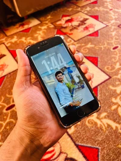 Apple iPhone SE 2020 – 64GB – Dual SIM PTA Approved – Sell & Exchange