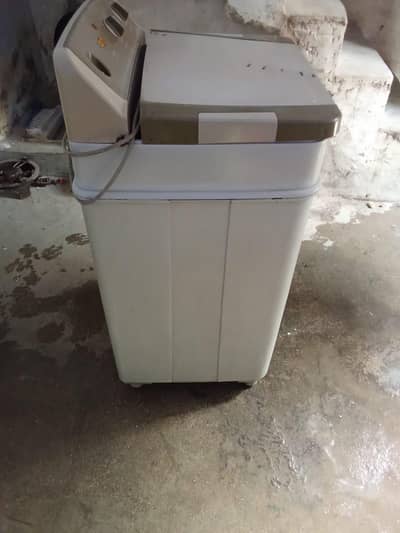 Super asia Sa-240 washing machine and dryer