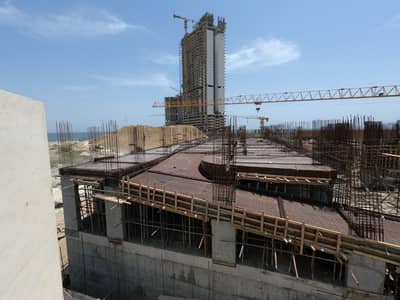 A Corner 2517 Square Feet Flat Is Up For Grabs In DHA Defence