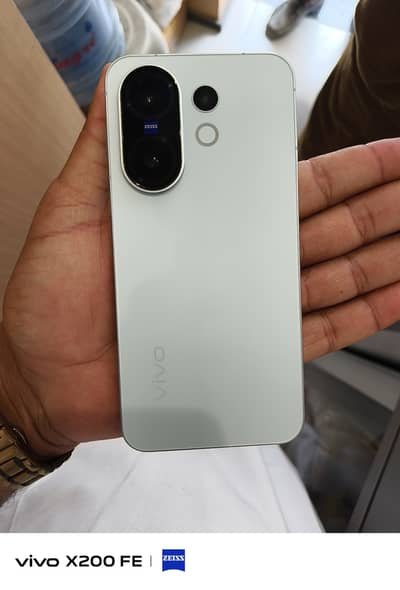 Vivo X200 Fe