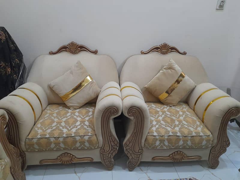 5 Seater sofas 1