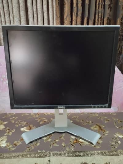 I Want to Sell 20 Inch LCD.