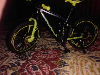 Female maid ki urgent zarorat hai