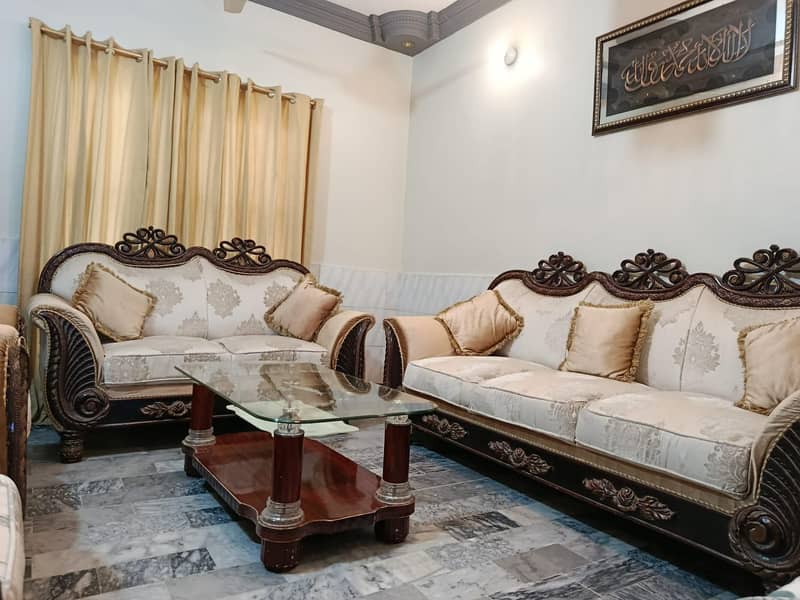 Sofa Set With Table 4