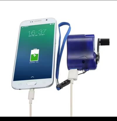 Emergency Hand Crank USB Charger