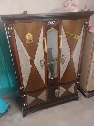 امضبوط لوہے کی الماری (سائز 6x4 فٹ)