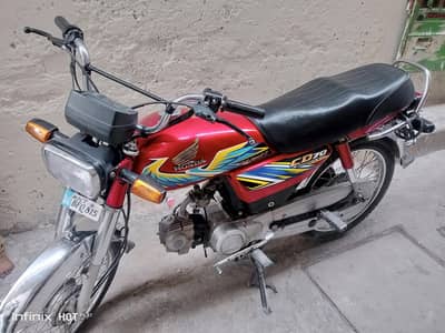 Honda CD 70 for sale chasaka Wala bnda msg na kren 03209183476