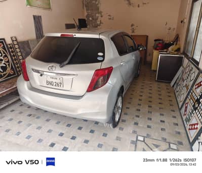 Toyota vitz 11/15
