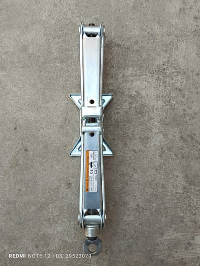 Toyota Japanese Car Jack Available