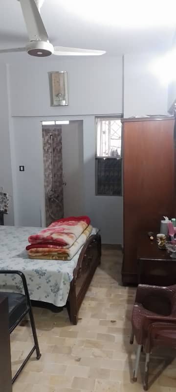 Flat For Sale 2bdd 3rd Floor Corner.