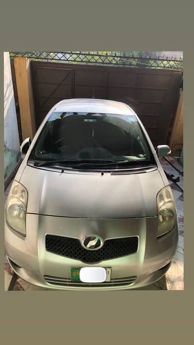 Vitz for sale