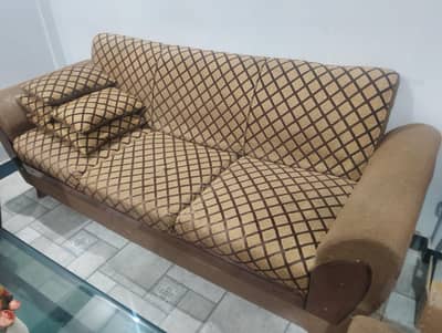 FIVE SEATER SOFA SET