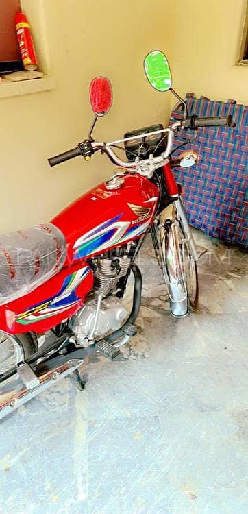 Honda Bike Cg 125 | Model 2022 | 11000 KM First Owner Bike Urgent Sale