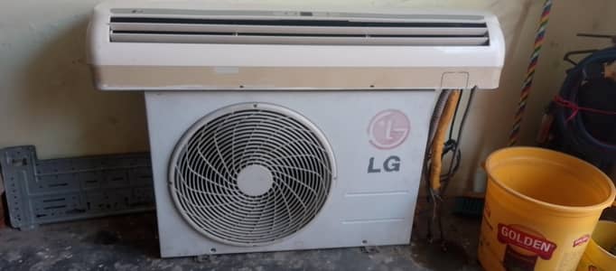 condition 10 by 10  LG 1.5ton AC