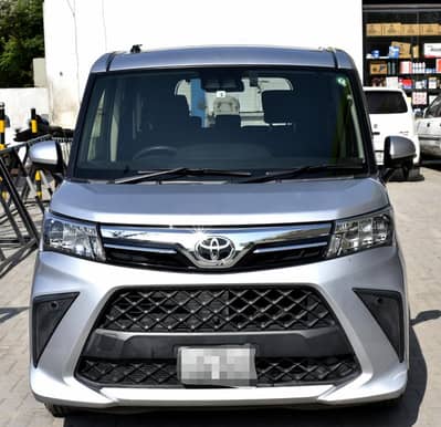 Toyota Roomy G top of the line varient
