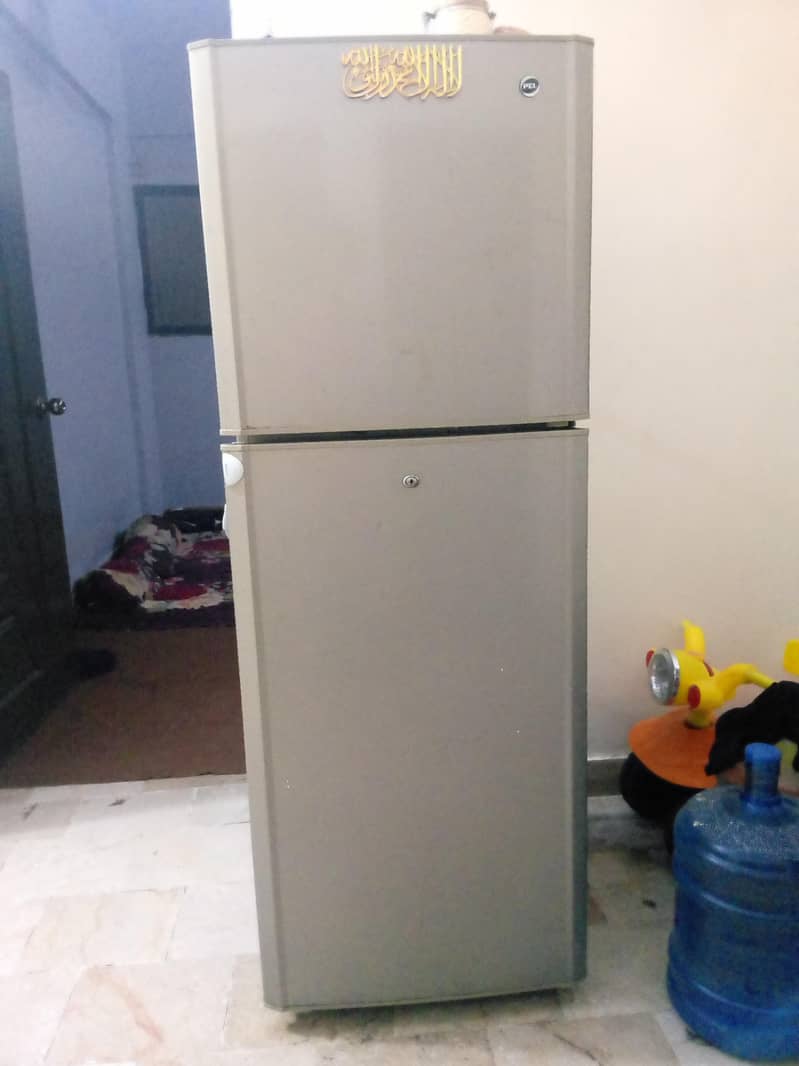 Refrigerator 0