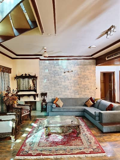 1 Kanal House For Sale In Main Cantt