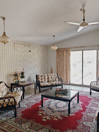 22 Marla Full House Available For Rent In Main Cantt.