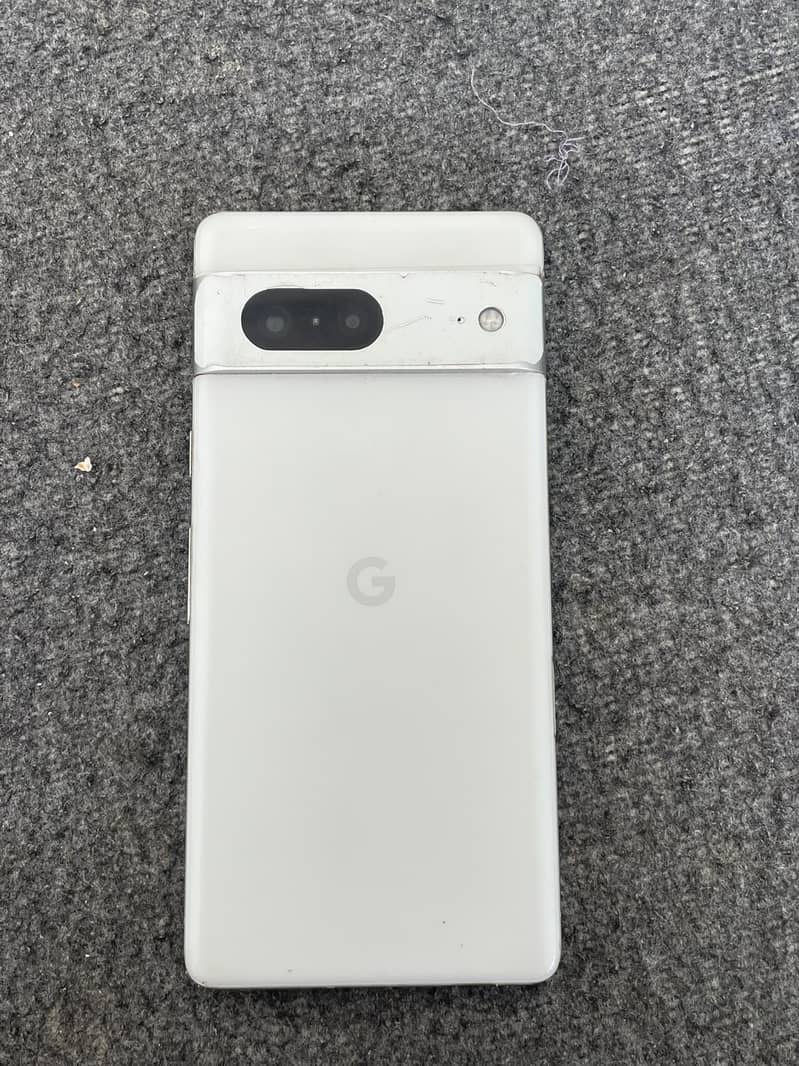 Google Pixel 7 4