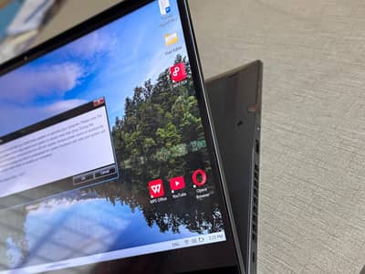 Lenovo Thinkpad X1 Gen 9 (14) Laptop.