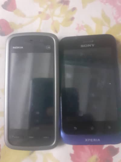 2 Mobiles Non PTA