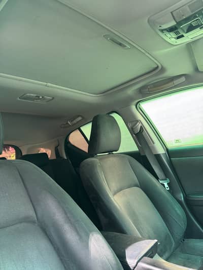 Lexus CT200h 2011 / Registered 2015 – Hybrid – Karachi