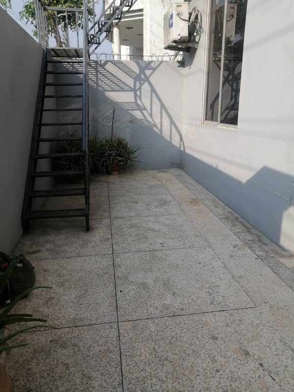 10 marla upper portion 0