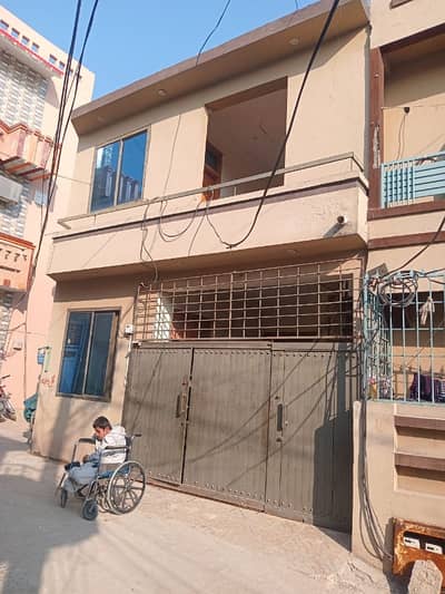 3 Marla 1an Haft Storey Beautiful House Fr Sale In Wakeel Colony St 25 Feet Gas Electricity Available Near Airport Housing Society