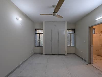 10-Marla 3-Bedroom's Flat Available For Sale in Askari-1 Lahore Cantt.