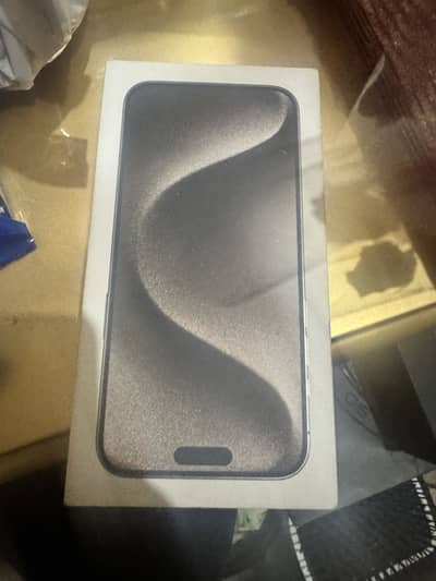 iPhone 15 Pro Max (256GB) – Excellent Condition (10/10)