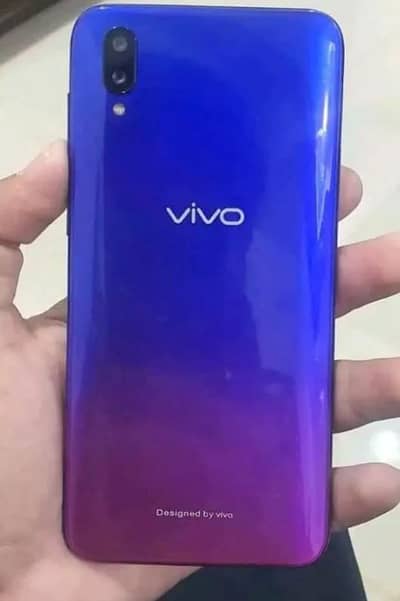 vivoy97 in good condition 10/9