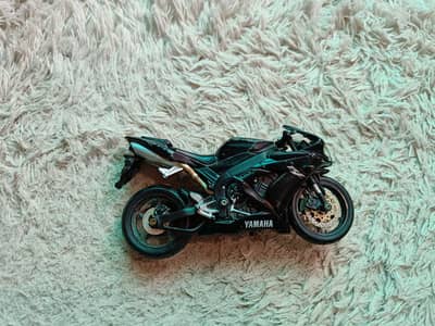Die cast heavy bike yamaha