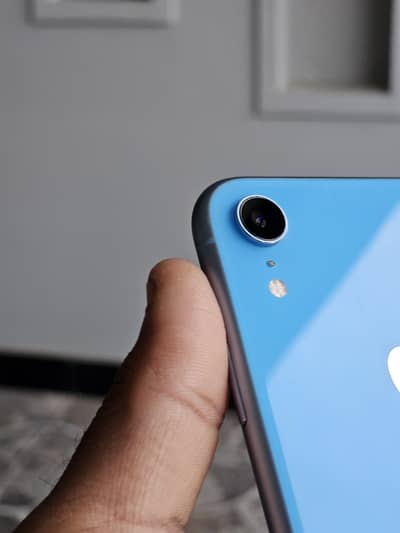 iPhone XR
