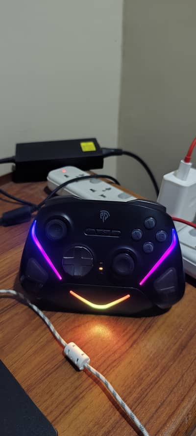 Acer Nitro v16 for sale 32 gb ddr5 ram 1 tb ssd nvme