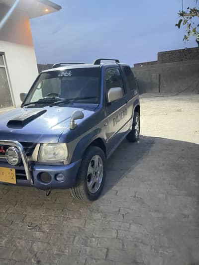 Mitsobishi mini pajero