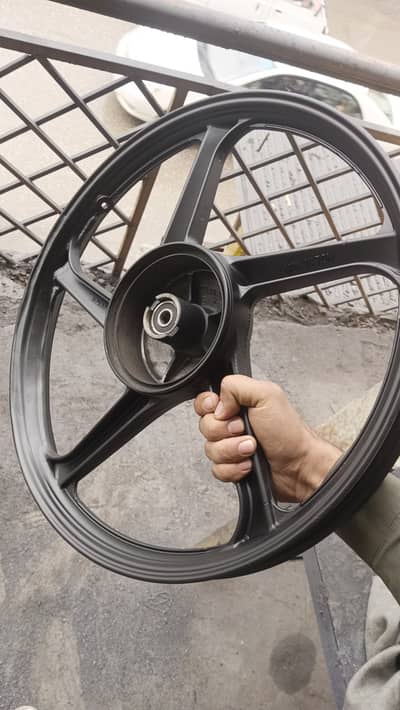 YBR SHAPE ALLOY RIMS