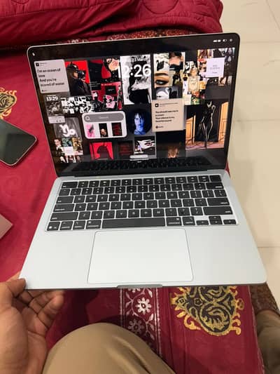 MacBook air m4