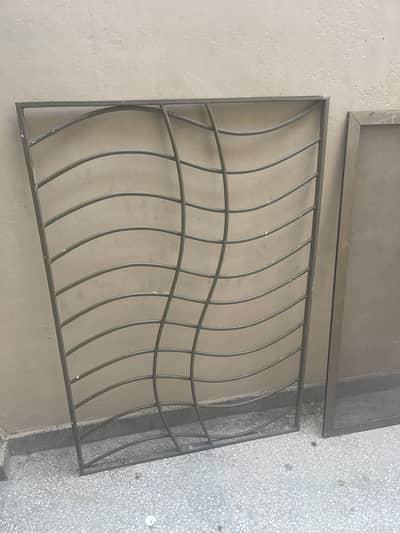 Aluminum window