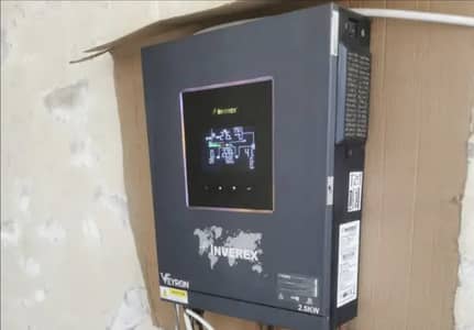 Inverex Veyron 2.5 MPPT Inverter (Used like new)