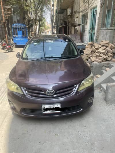 Toyota corolla Gli Red wine