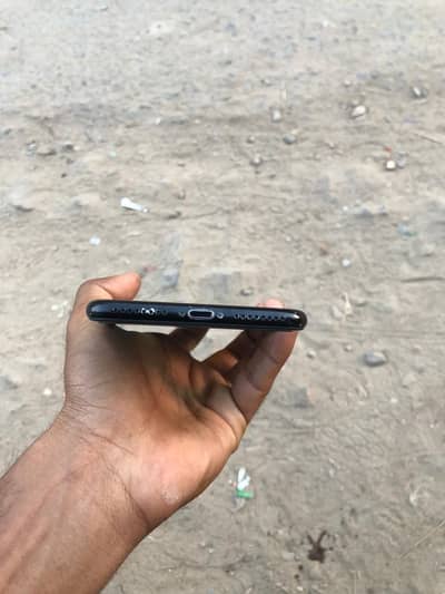 I phone 7 plus 128 gb pta aproove